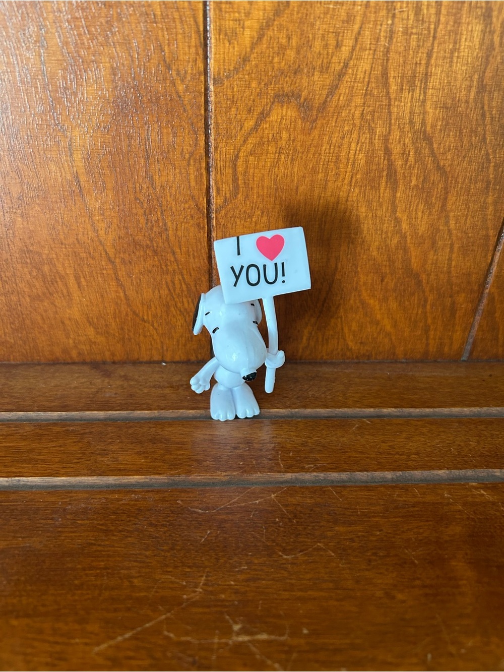 Snoopy Peanuts Schleich Figure with I Love You Sign